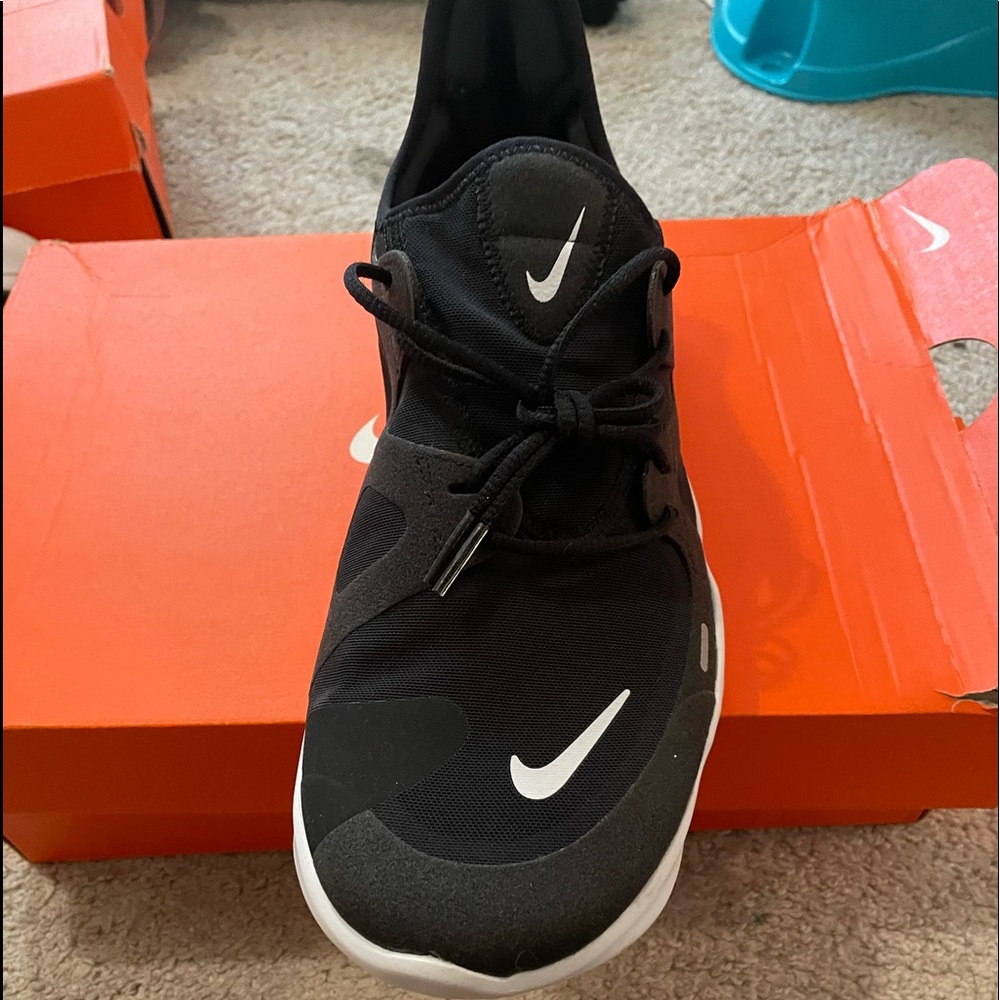 Men’s Nike free run